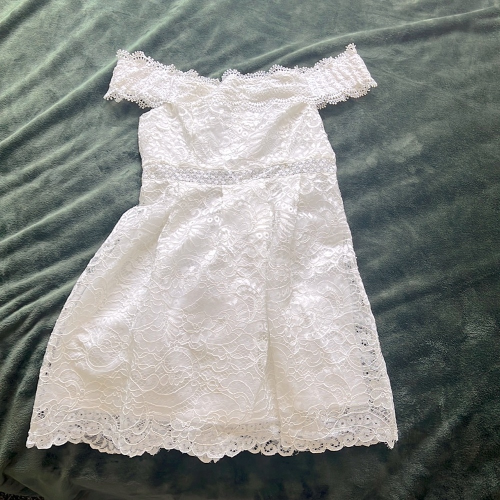 White lace dress